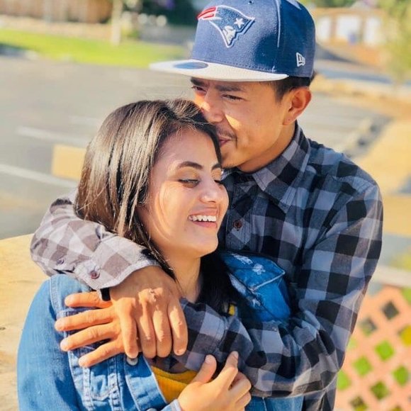 Meet your Posher, Julio - Picture 1 of 1